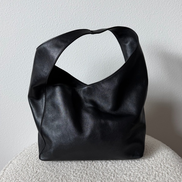 Reformation Small Vittoria Tote - Picture 2 of 8